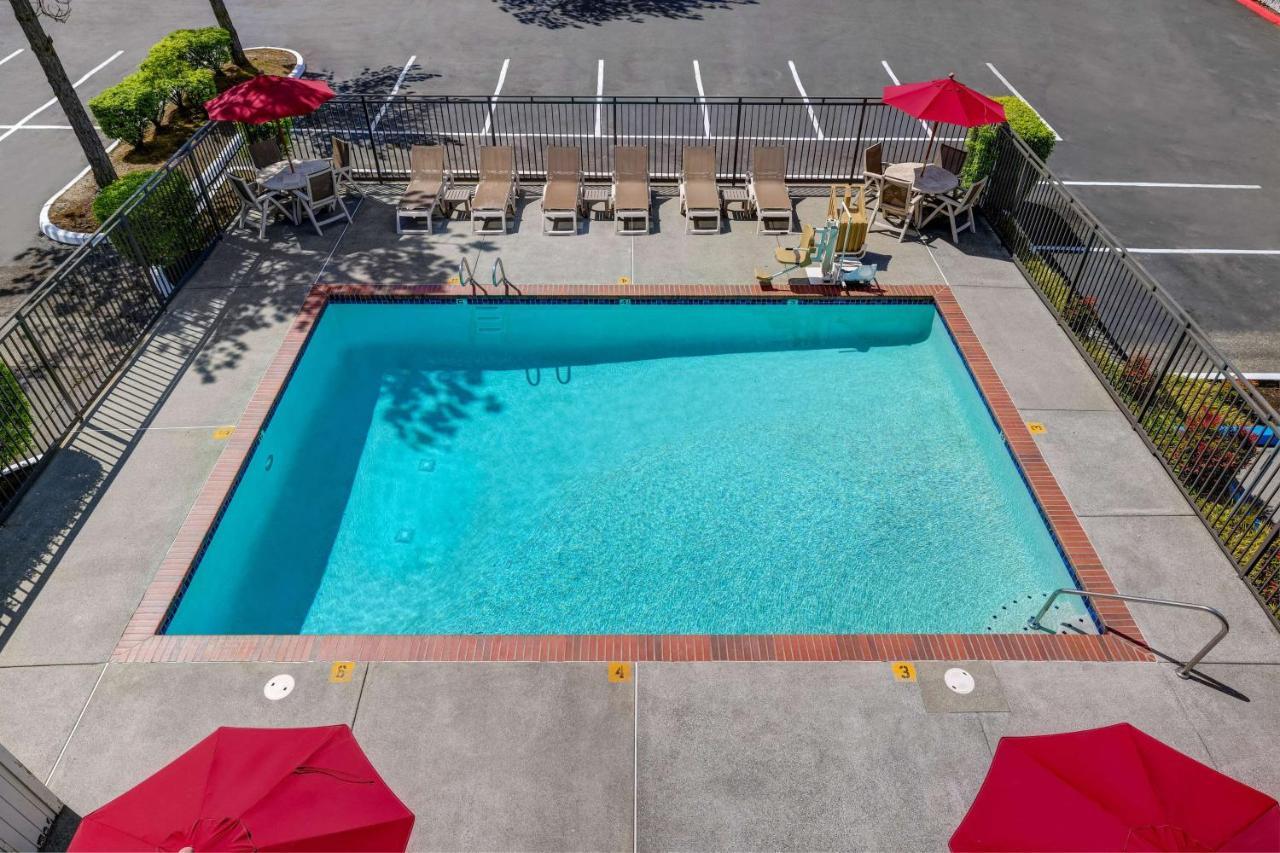 Motel 6-Kirkland, Wa - North เคิร์กแลนด์ ภายนอก รูปภาพ