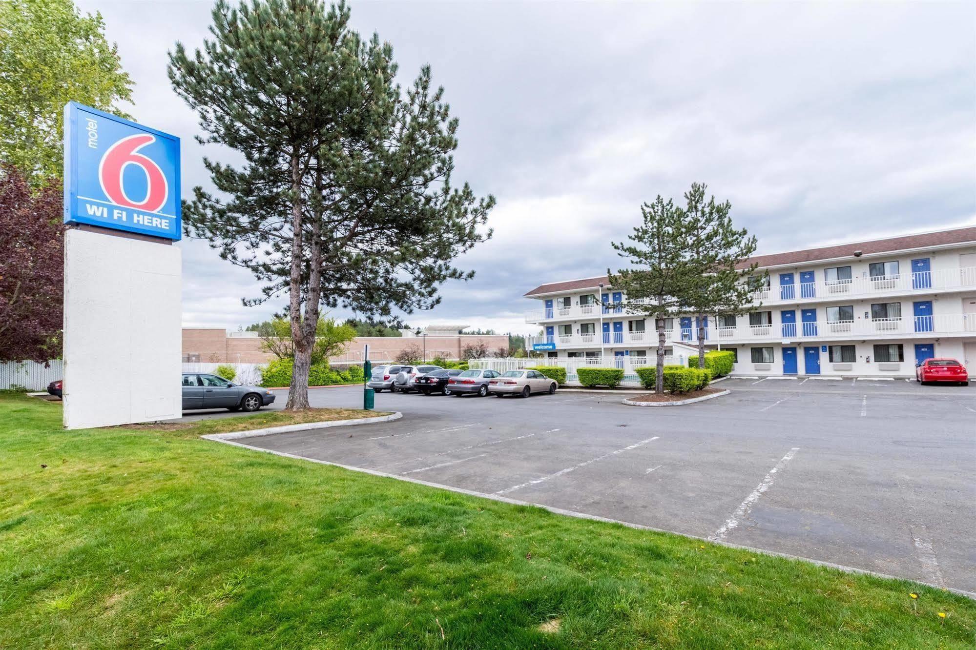 Motel 6-Kirkland, Wa - North เคิร์กแลนด์ ภายนอก รูปภาพ
