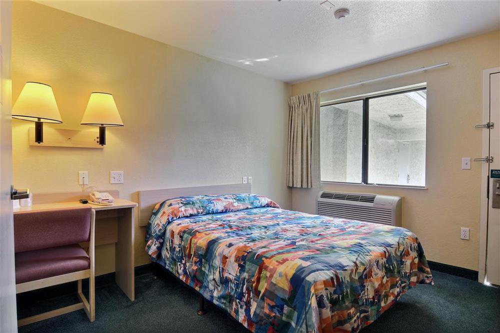 Motel 6-Kirkland, Wa - North เคิร์กแลนด์ ห้อง รูปภาพ